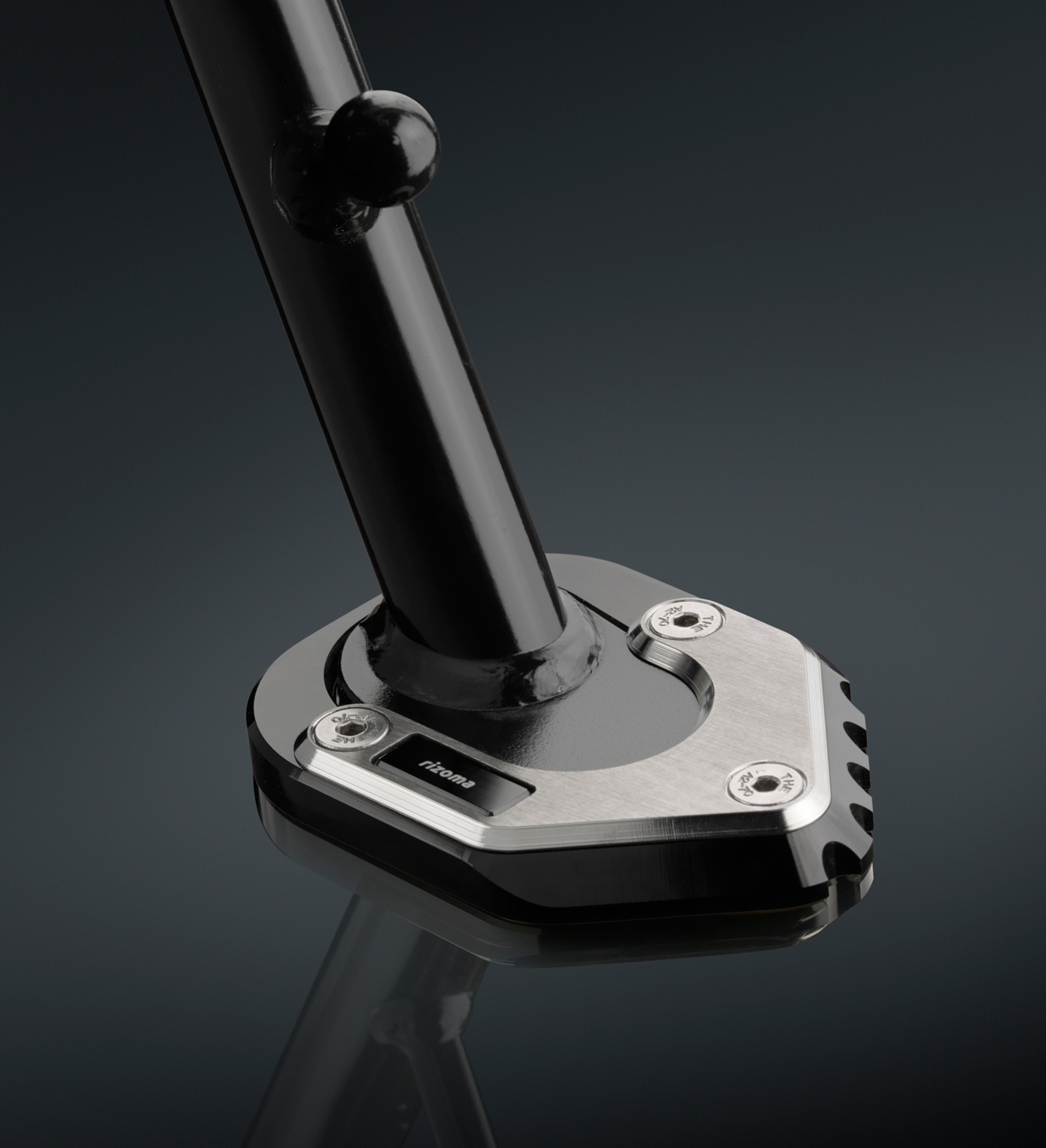 Rizoma_BMW_R1200GS-LC_ZBW063B_Side_Stand_Foot_Extension_Base_Cavalletto_Laterale