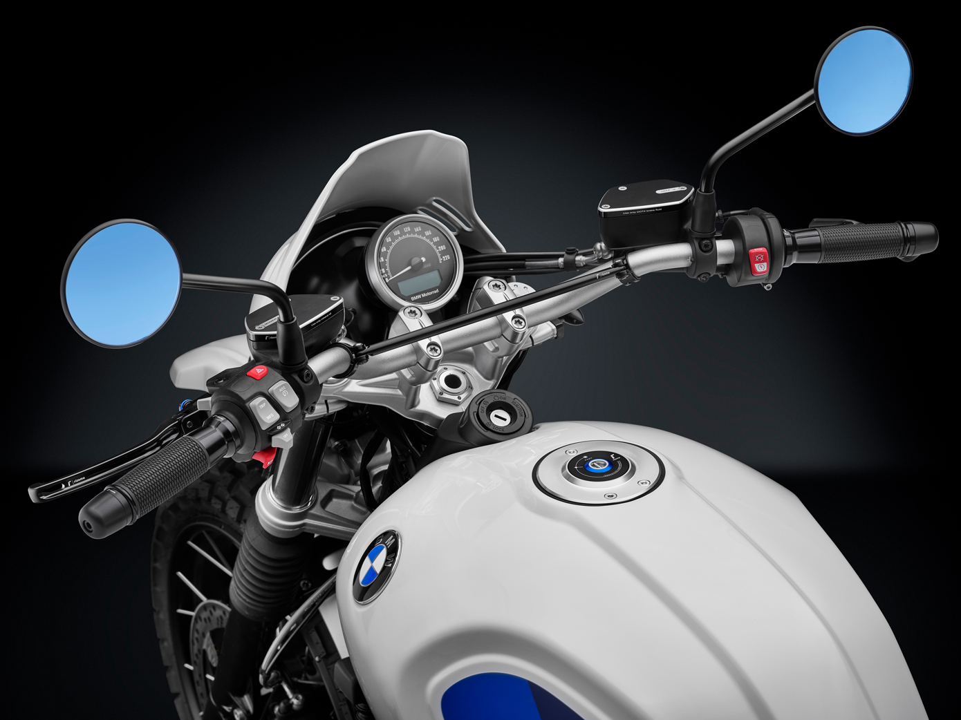 Rizoma_BMW_RnineT_Urban_GS_MA109B_TP044B_TP045B_GR221B_MA301B_BS250B